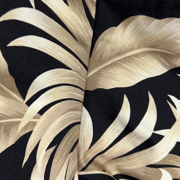 Brand new volcom bikini - Picture 6 of 6